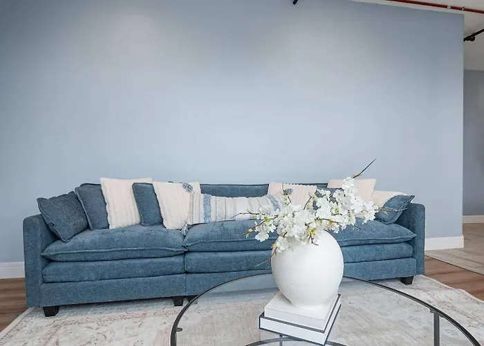 Near Brookfield Zoo - King Bed - Sleeps 7 Westchester
