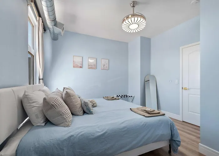 Apartment Near Brookfield Zoo - King Bed - Sleeps 7 Westchester