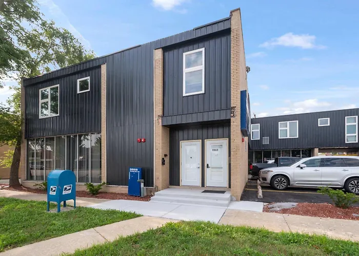 Near Brookfield Zoo - King Bed - Sleeps 7 Westchester